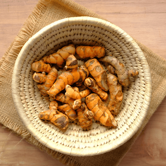 Fresh Turmeric Root - The Golden Spice of Health and Flavor (4 oz)